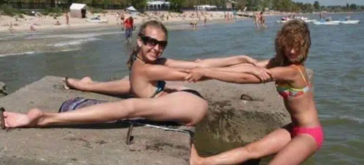 Funny moments on the beach that even the beachgoers didn't expect