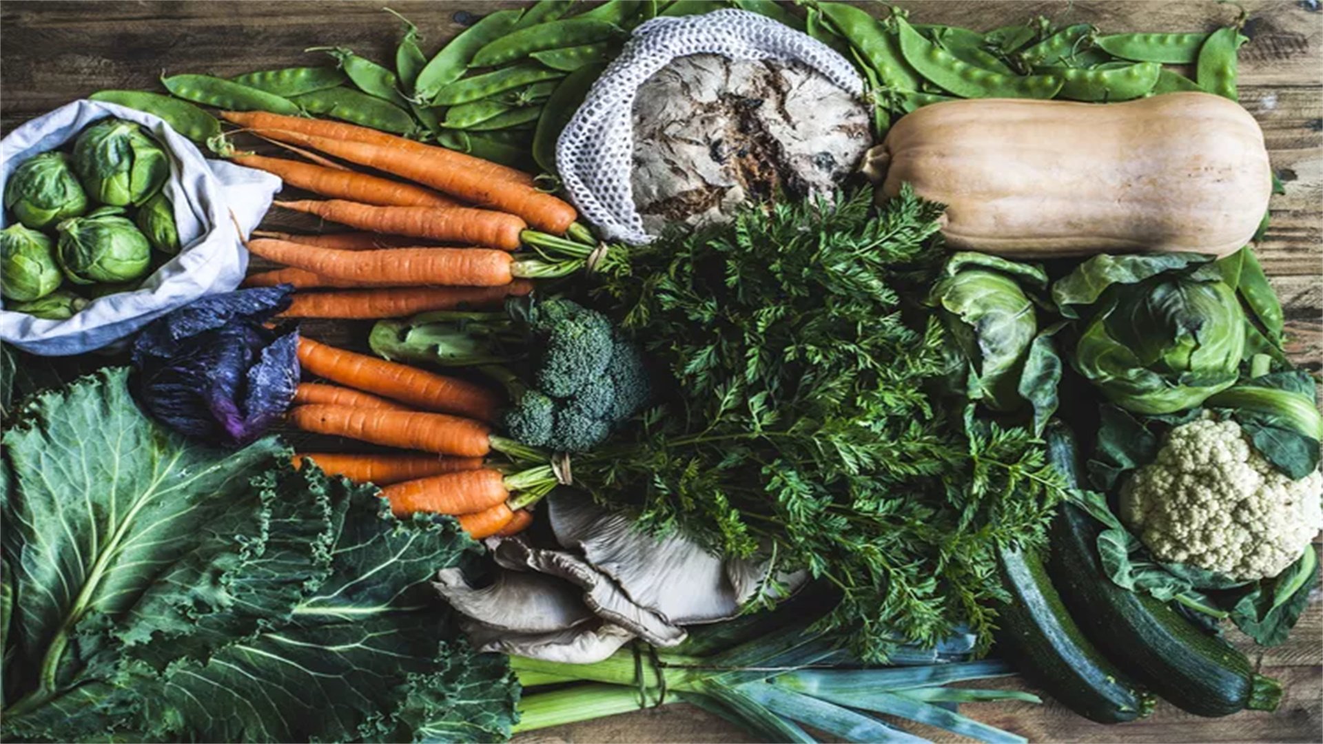 How to Grow a Year-Round Vegetable Garden